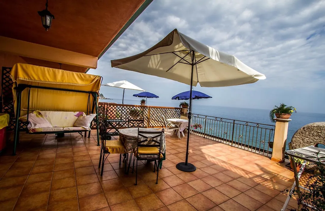 Fondaco Parrino Mare-1